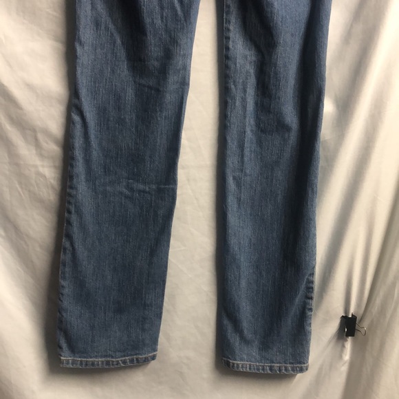 New York & Company size 4 average regular straight leg jeans - Picture 8 of 12